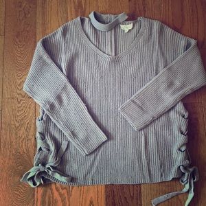 Light Purple/ Taupe Choker Sweater 🤍🌟